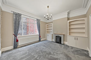 Sitting room- click for photo gallery